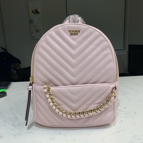Light Pink Victoriaโs Secret Bag - Picture 2 of 6